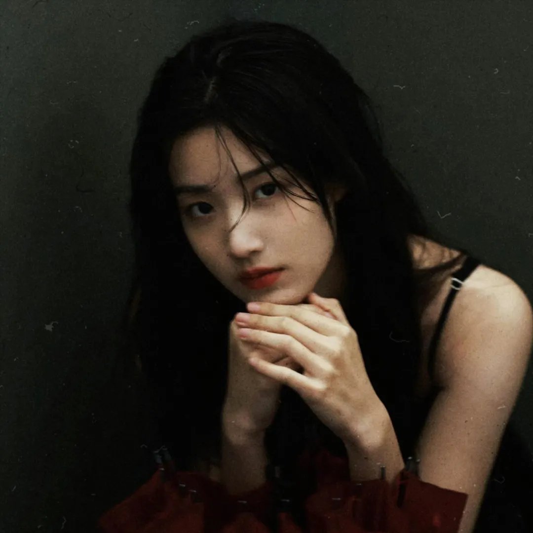 垃圾箱里的婴儿